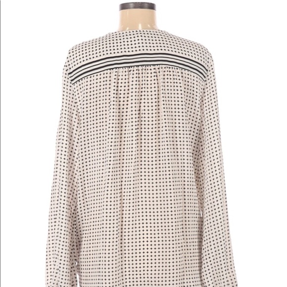 MAX Studio top - Picture 2 of 5